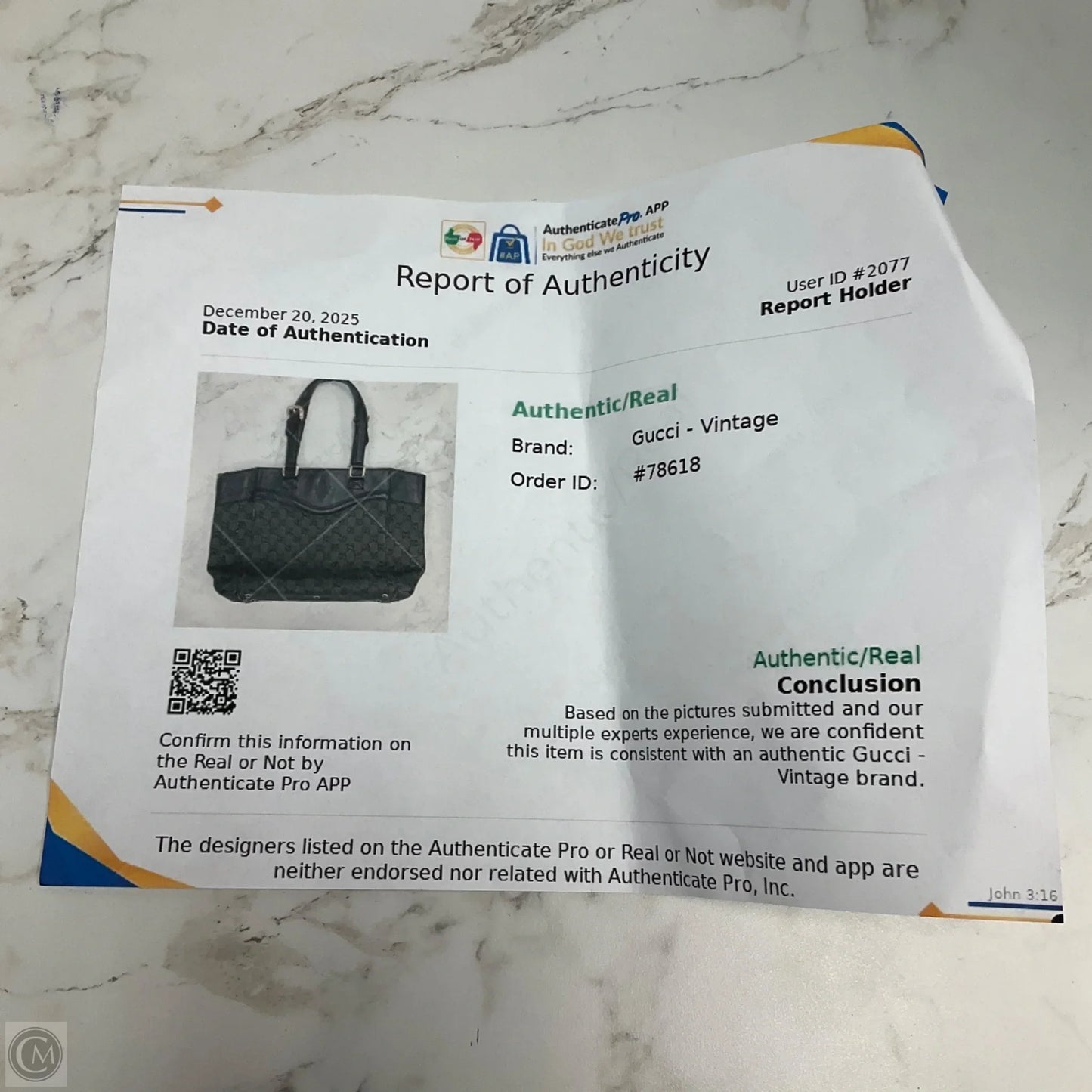 Tote Luxury Designer By Gucci, Size: Medium