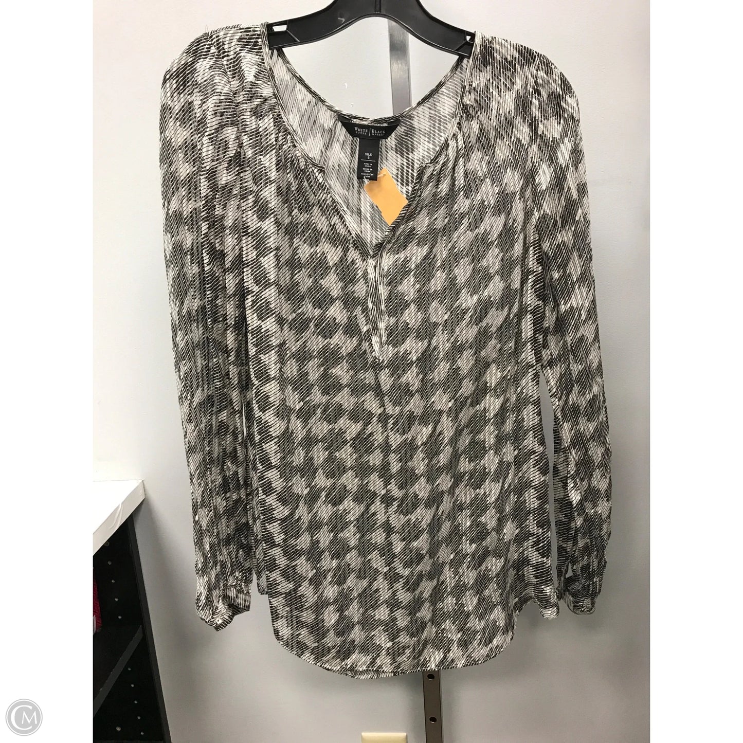Top Long Sleeve By White House Black Market In Black & Cream, Size: 8