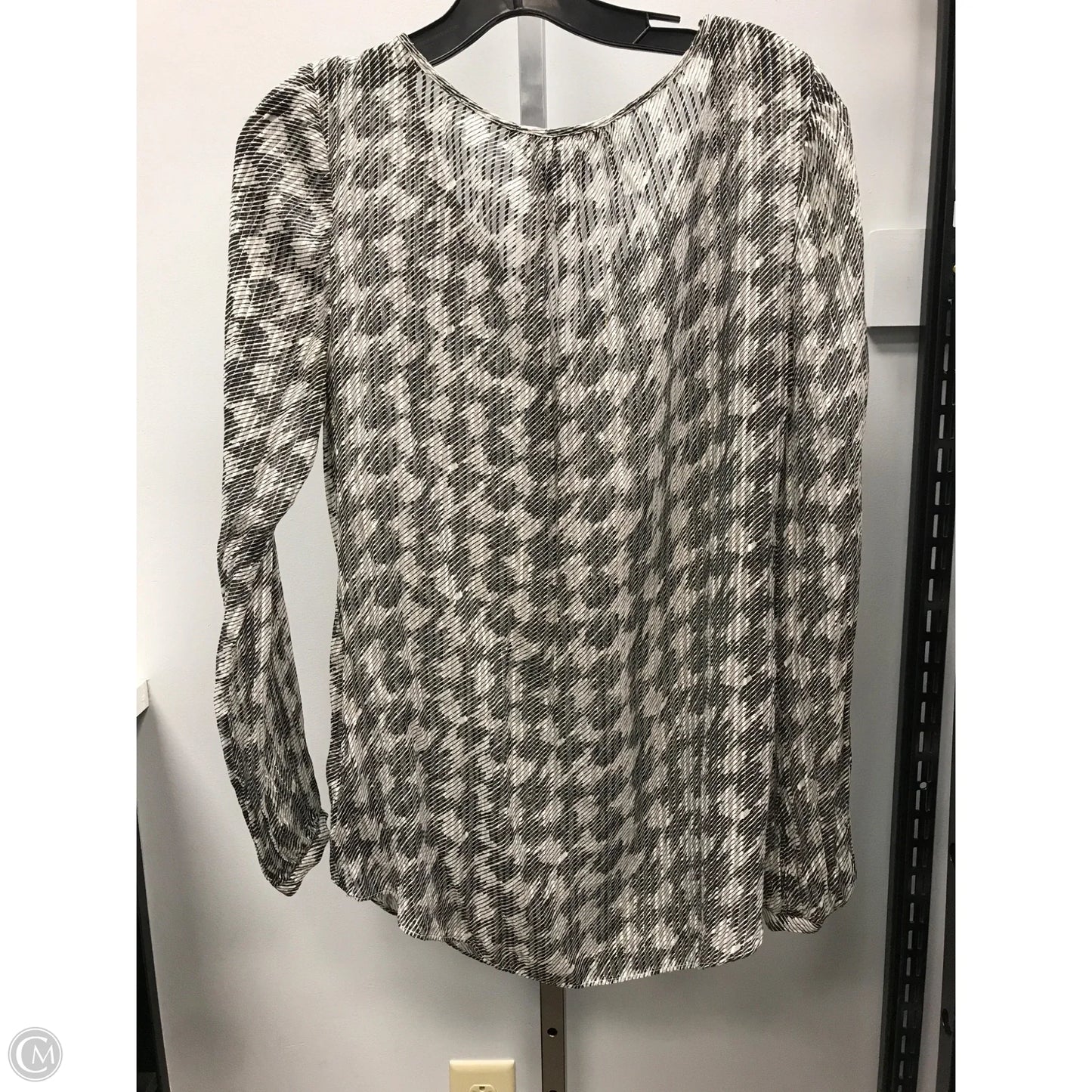 Top Long Sleeve By White House Black Market In Black & Cream, Size: 8