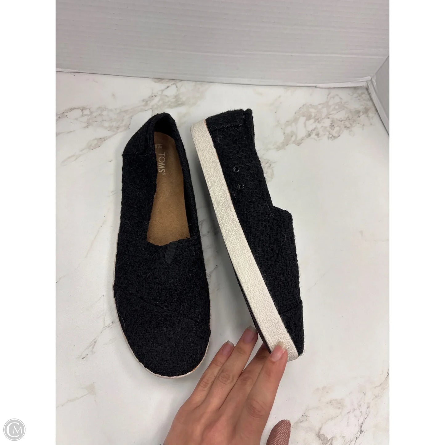 Shoes Flats By Toms In Black, Size: 8.5