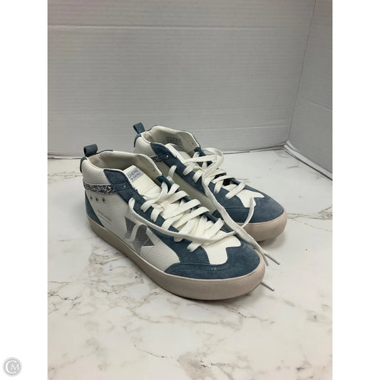 Shoes Sneakers By Skechers In Blue & Cream, Size: 7