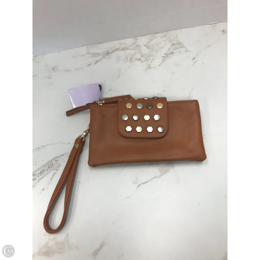 Wristlet By Clothes Mentor, Size: Large
