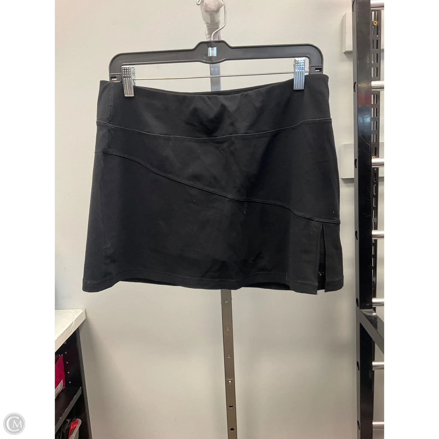 Athletic Skort By Tek Gear In Black, Size: L