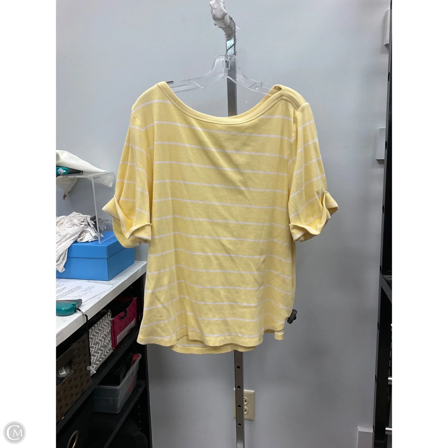 Top Short Sleeve By Talbots In White & Yellow, Size: 3x