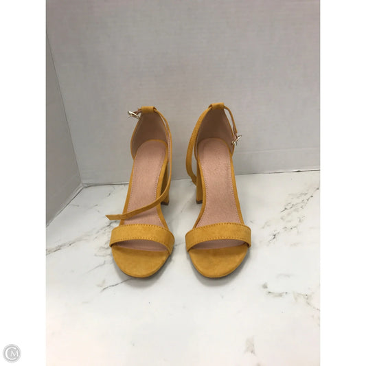 Sandals Heels Block By Charlotte Russe In Yellow, Size: 7