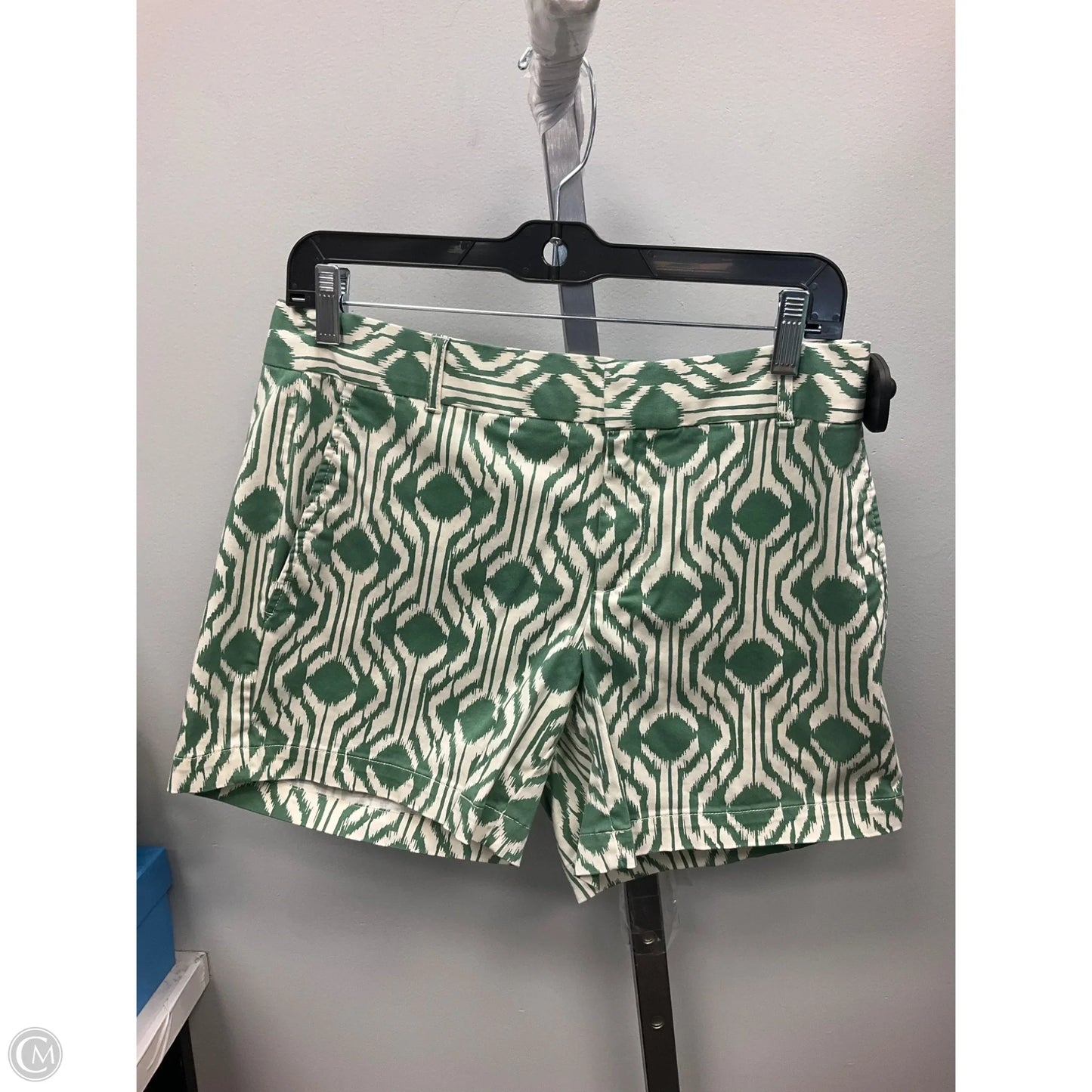 Shorts By Banana Republic In Cream & Green, Size: 6