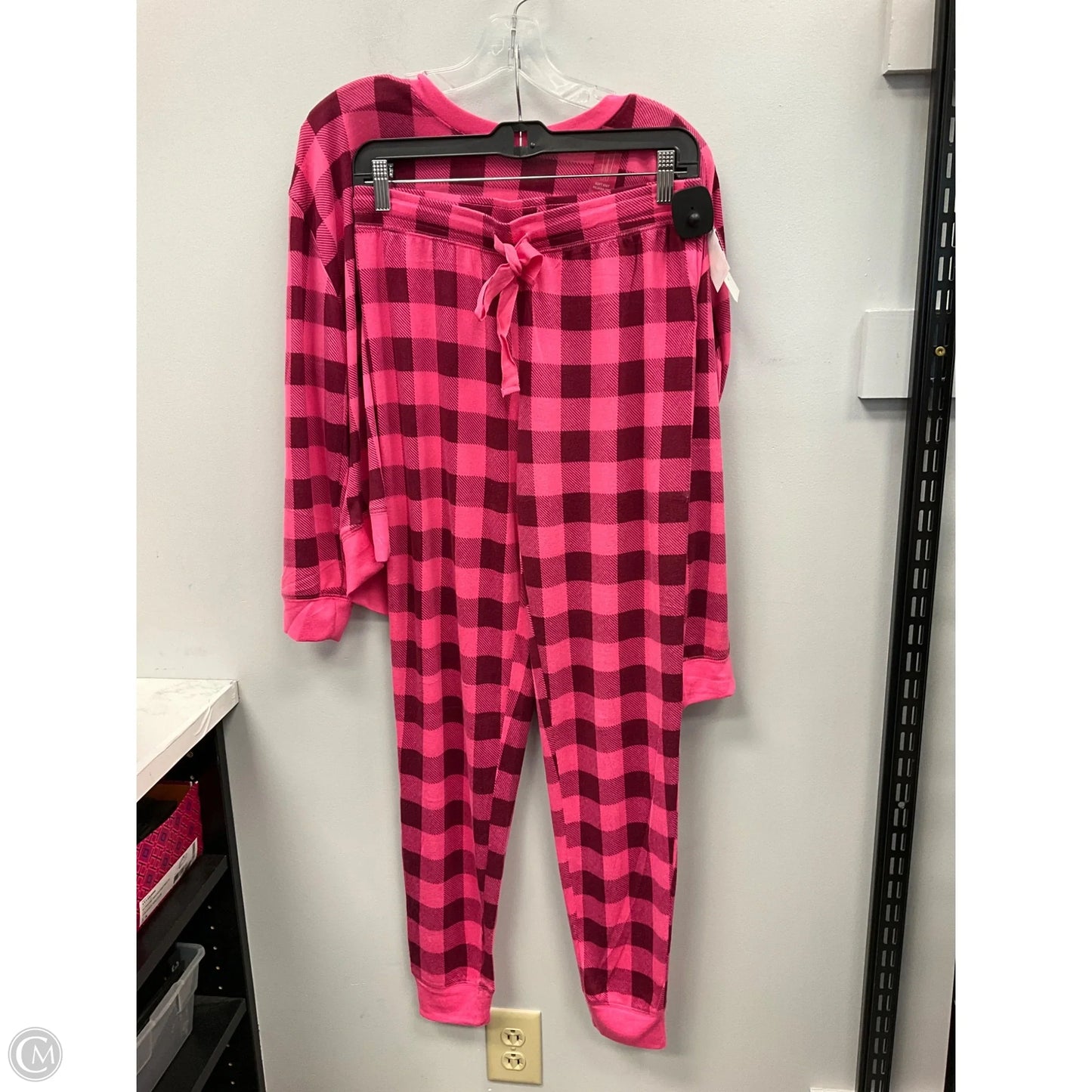Pajamas 2pc By Clothes Mentor In Plaid Pattern, Size: S