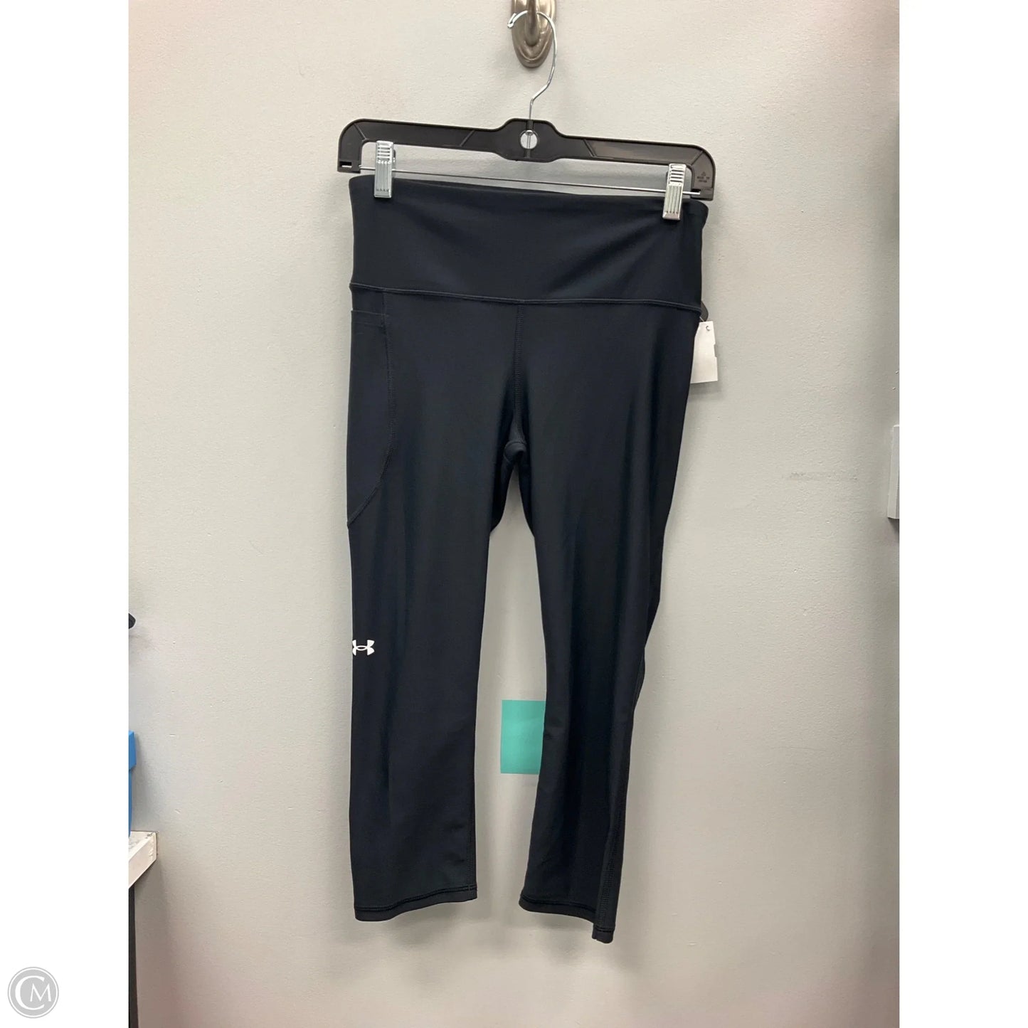 Athletic Leggings Capris By Under Armour In Black, Size: M