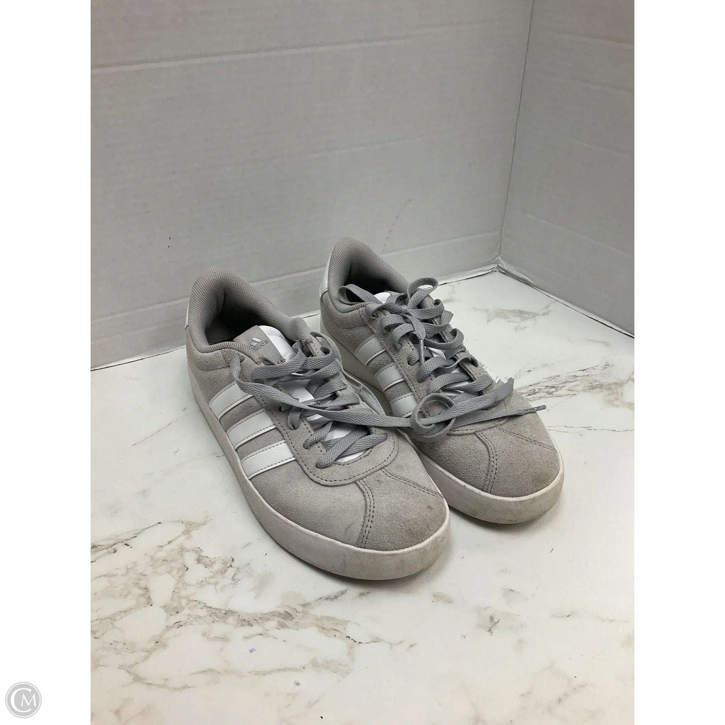 Shoes Sneakers By Adidas In Grey, Size: 7.5