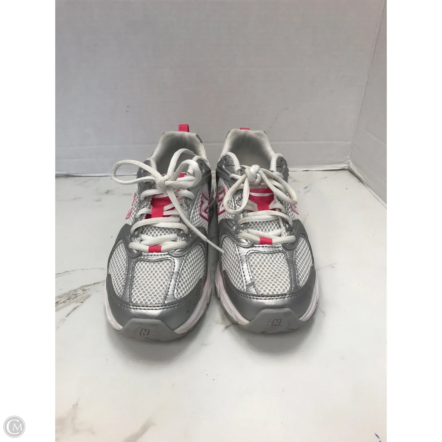 Shoes Athletic By New Balance In Pink & Silver, Size: 6.5