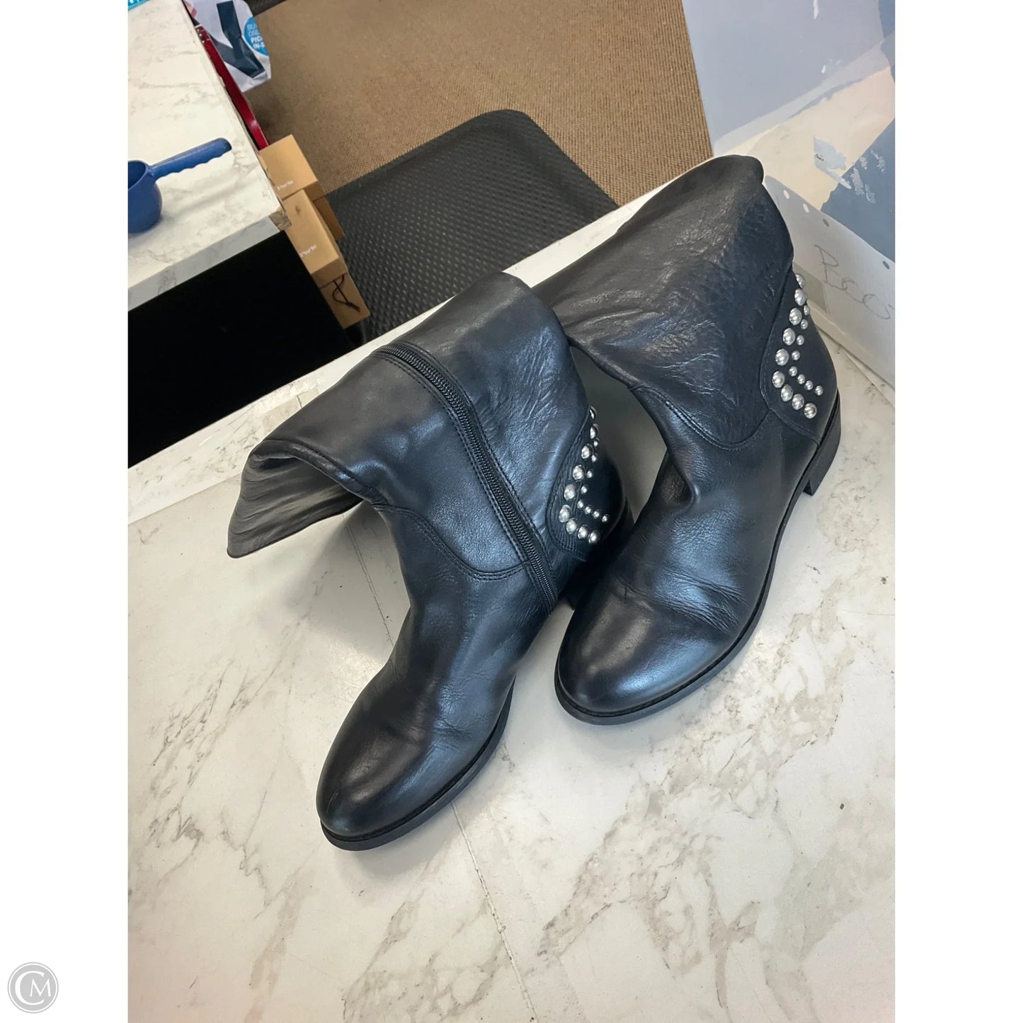 Boots Mid-calf Flats By Guess In Black, Size: 7.5