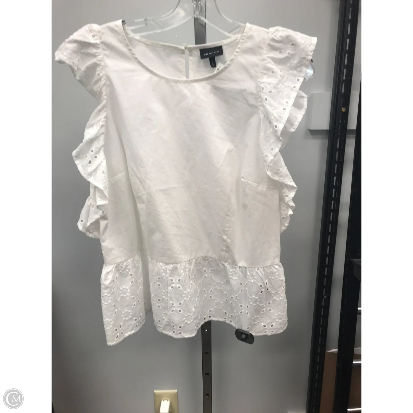 Top Sleeveless By Who What Wear In White, Size: L