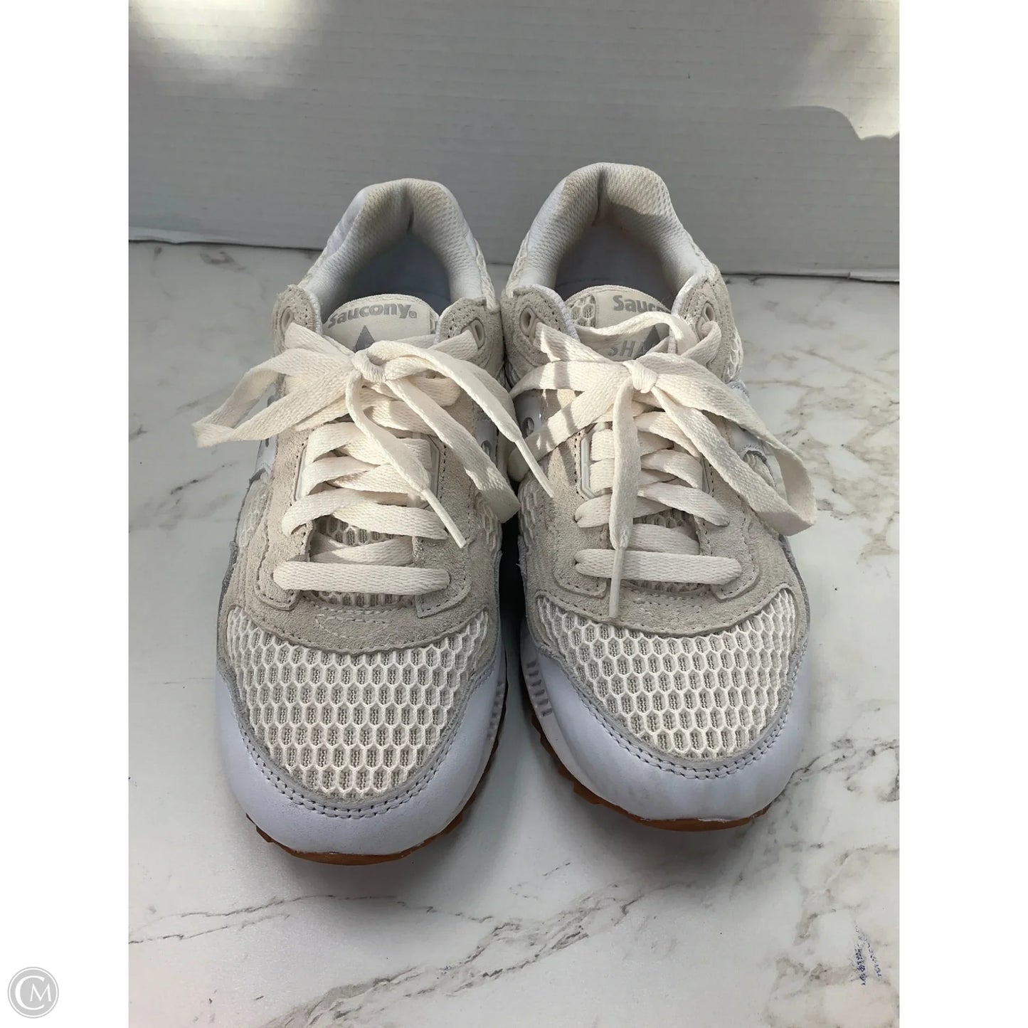 Shoes Athletic By Saucony In Cream, Size: 6