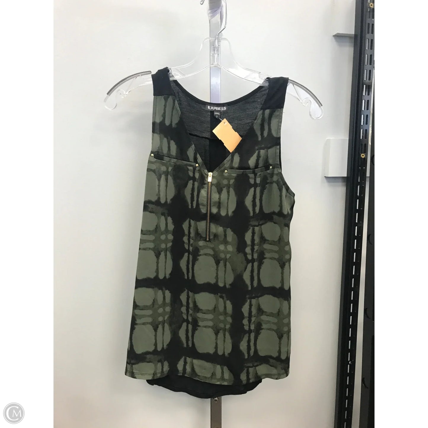 Top Sleeveless By Express In Black & Green, Size: S