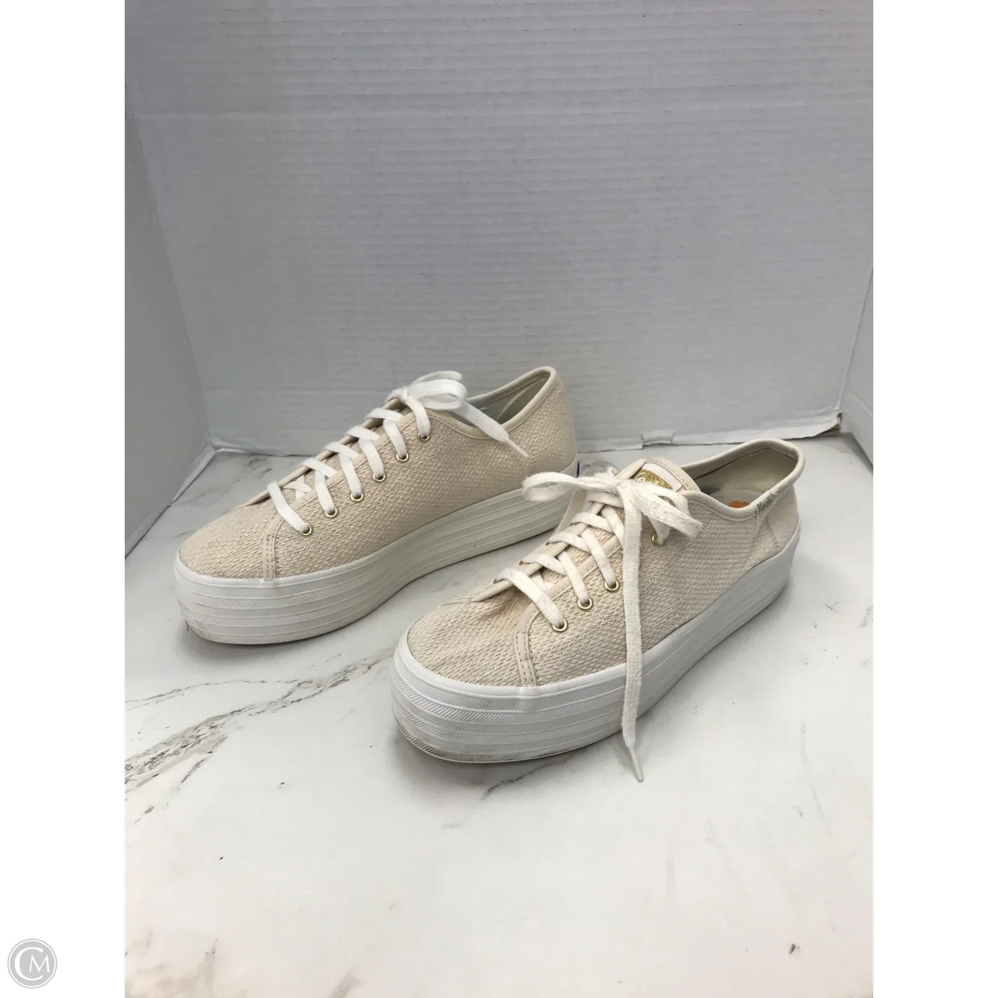Shoes Sneakers By Keds In Cream, Size: 8.5