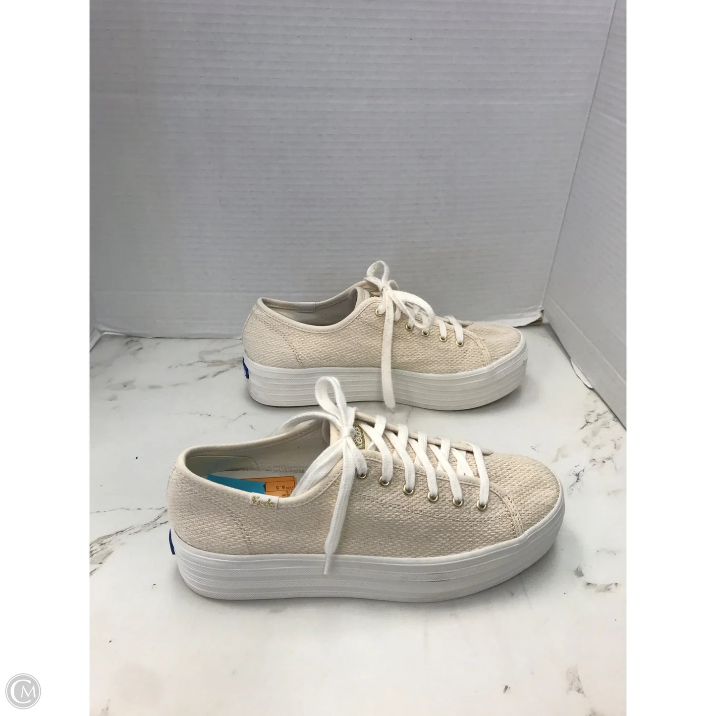 Shoes Sneakers By Keds In Cream, Size: 8.5