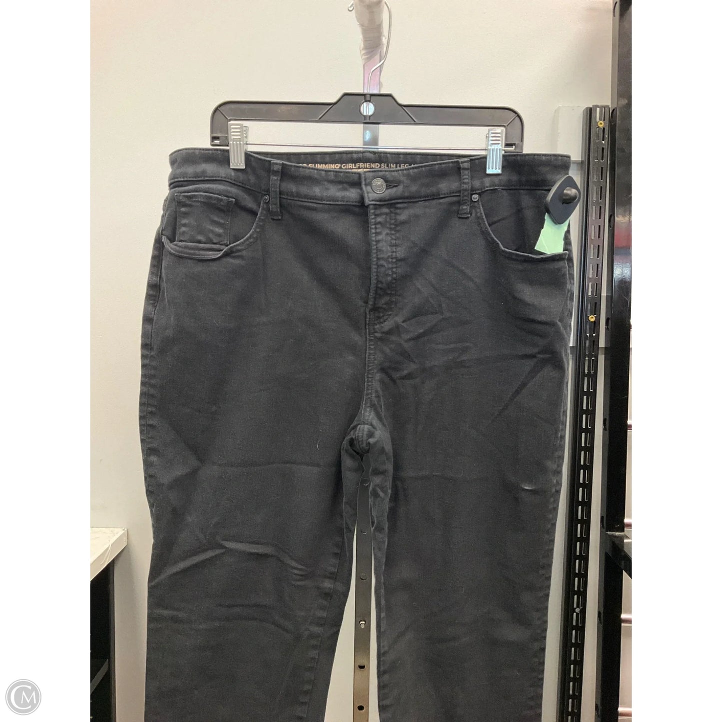 Jeans Cropped By Chicos In Black, Size: 16