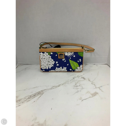 Wristlet Designer By Dooney And Bourke, Size: Medium