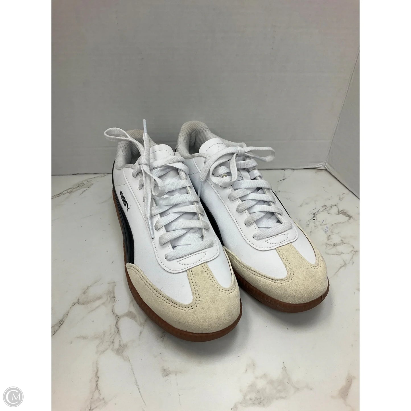 Shoes Sneakers By Puma In White, Size: 8
