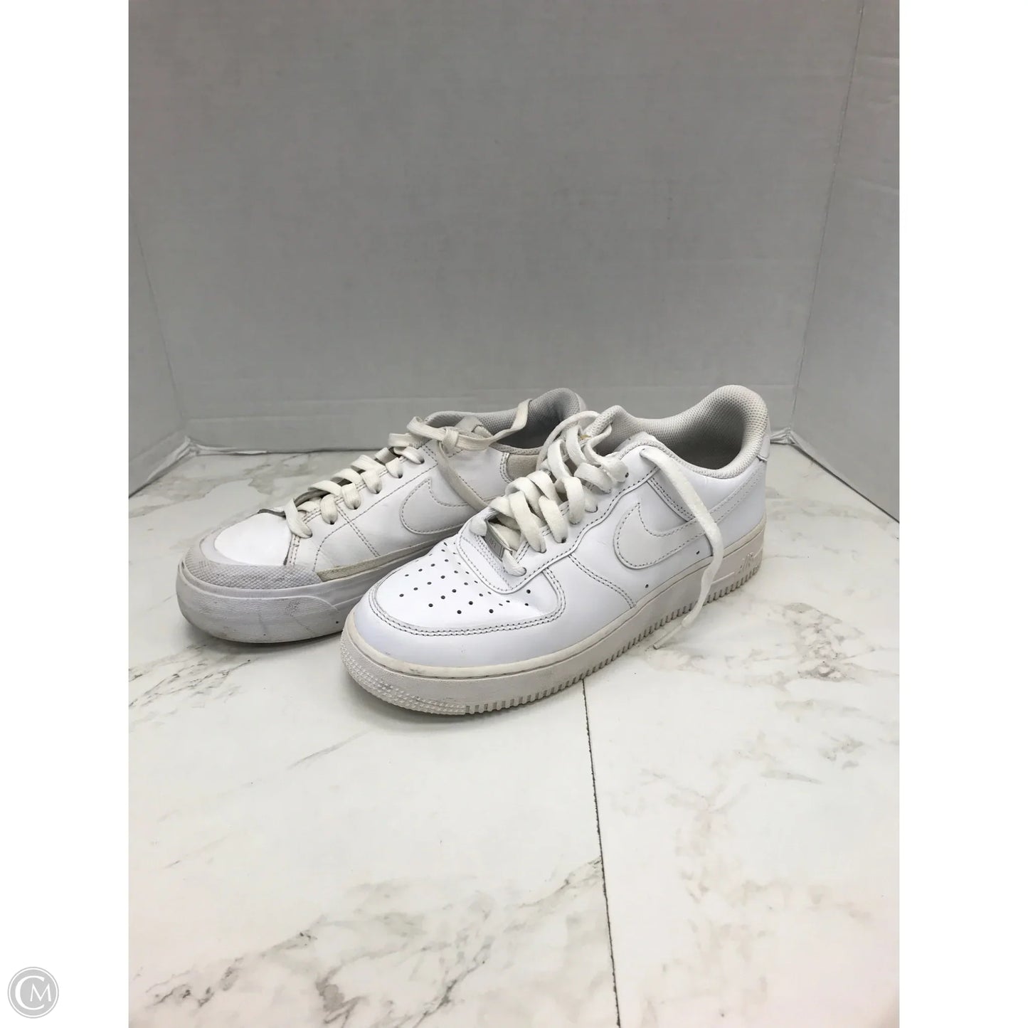 Shoes Sneakers By Nike In White, Size: 8