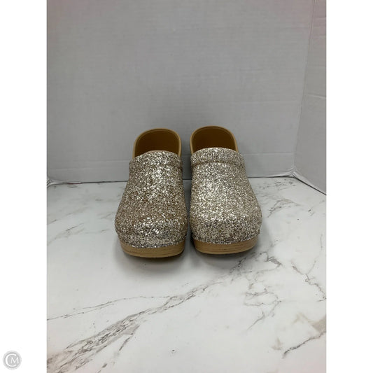 Shoes Heels Platform By Dansko In Gold, Size: 10