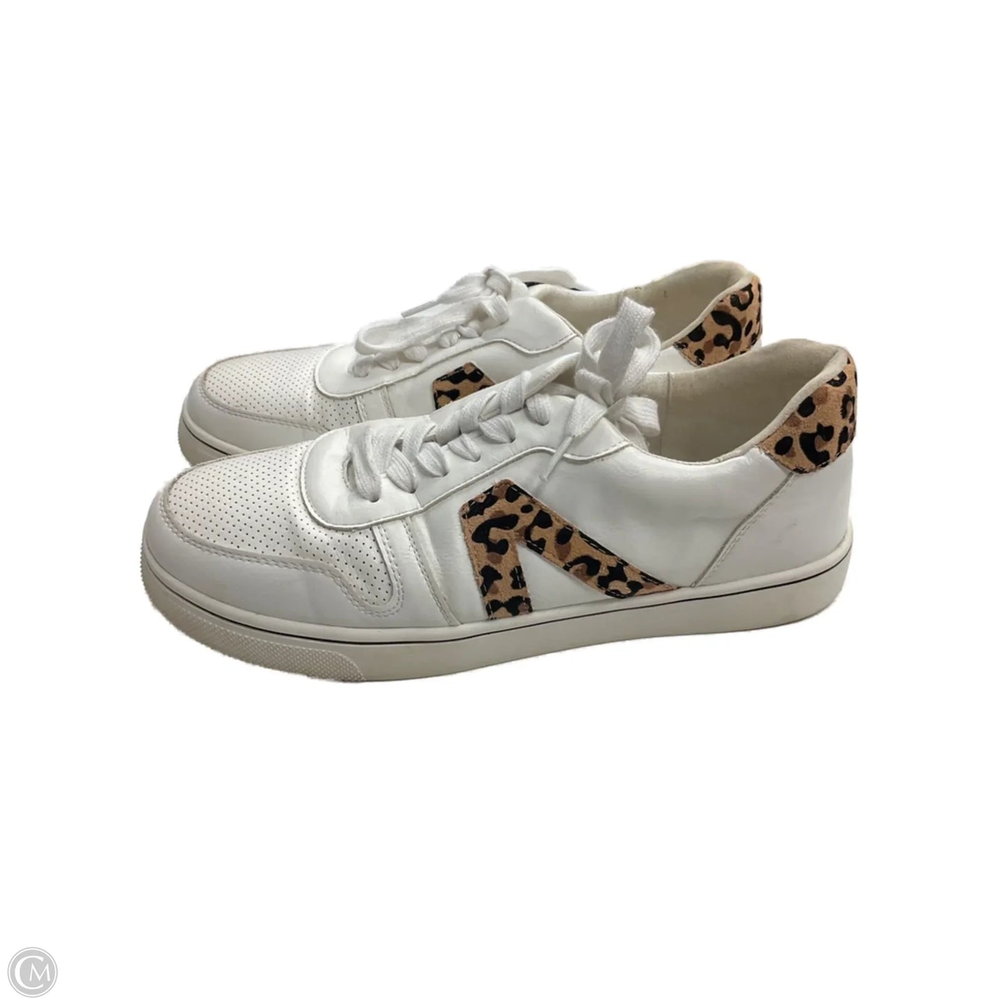 Shoes Sneakers By Mia In White, Size: 9.5
