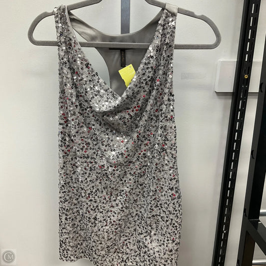 Top Sleeveless By Bcbgmaxazria In Silver, Size: M