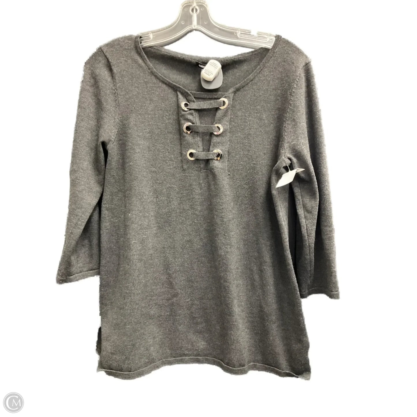 Top 3/4 Sleeve By Cable And Gauge In Grey, Size: M