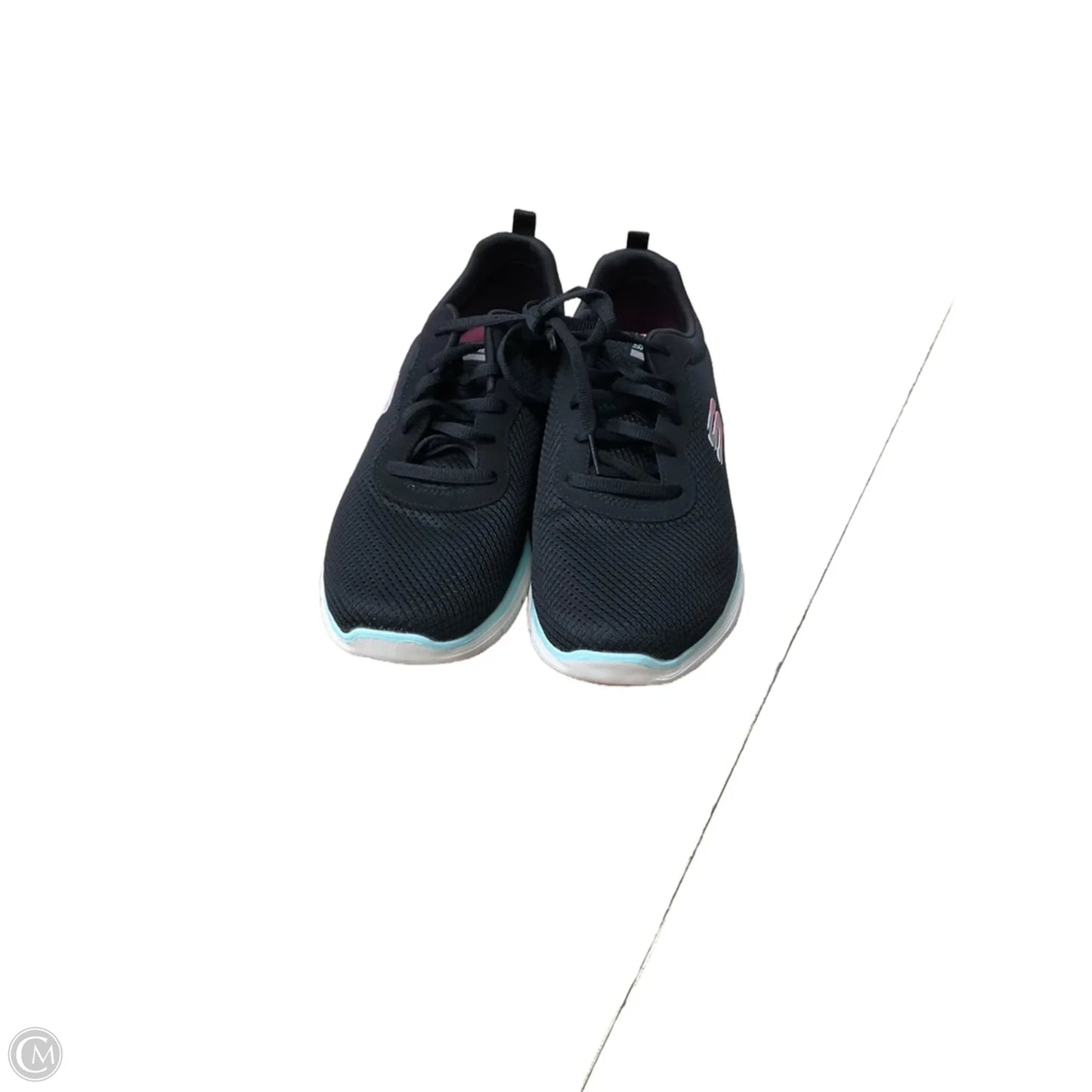 Shoes Athletic By Skechers In Black & White, Size: 10