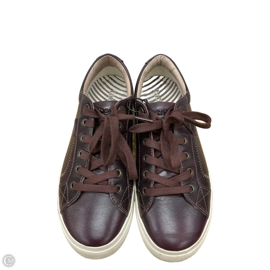 Shoes Sneakers By Taos In Brown, Size: 9