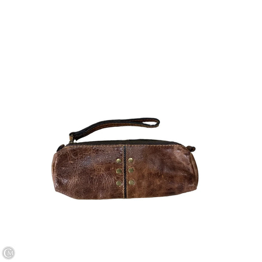 Wristlet Designer By Patricia Nash, Size: Small