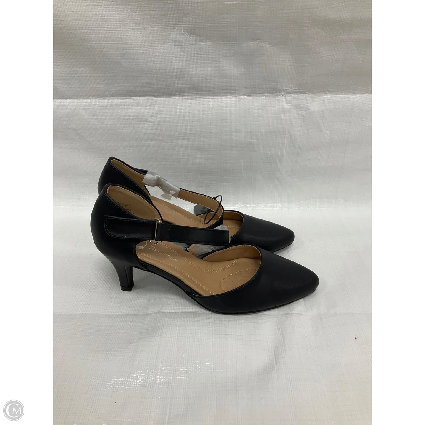 Shoes Heels Kitten By Clothes Mentor In Navy, Size: 7