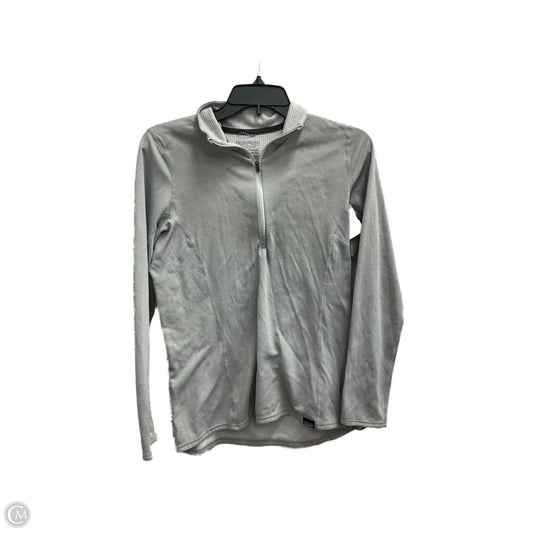Athletic Top Long Sleeve Collar By Patagonia In Grey, Size: M