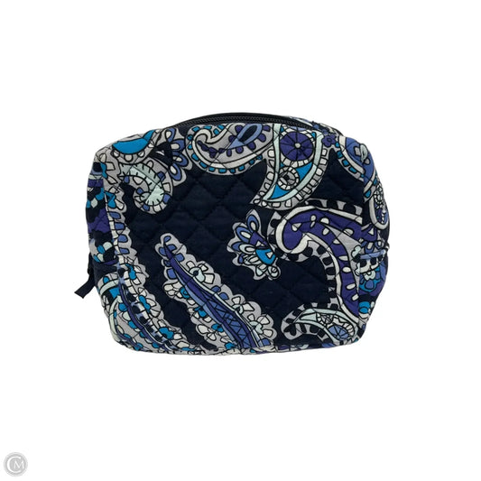 Makeup Bag By Vera Bradley, Size: Medium