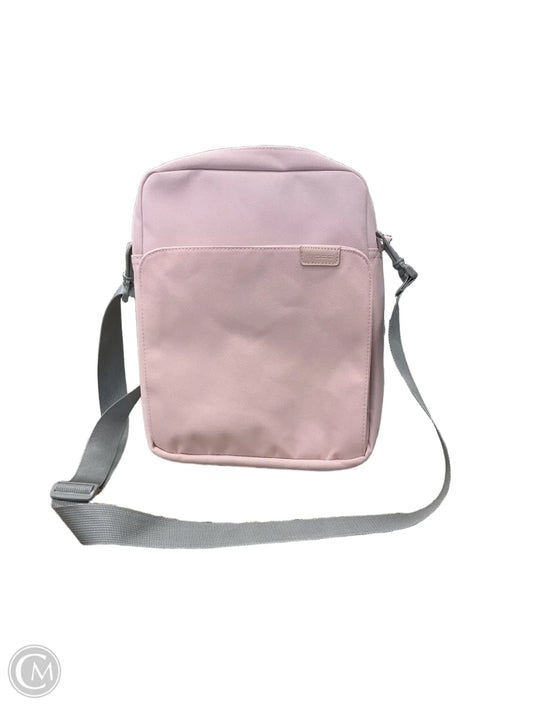 Crossbody By Clothes Mentor, Size: Medium