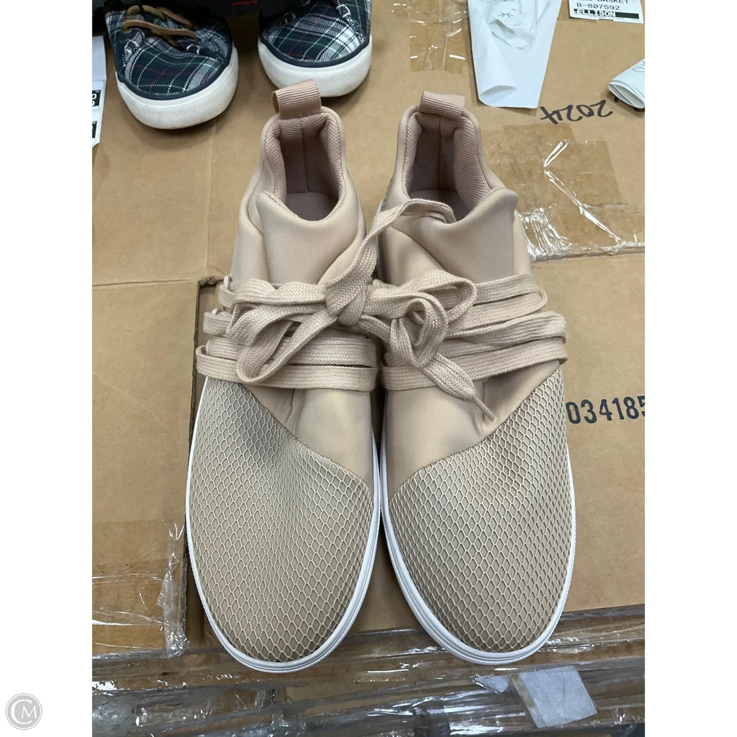 Shoes Sneakers By Steve Madden In Tan, Size: 7.5