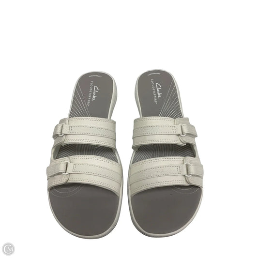 Sandals Flats By Clarks In White, Size: 9