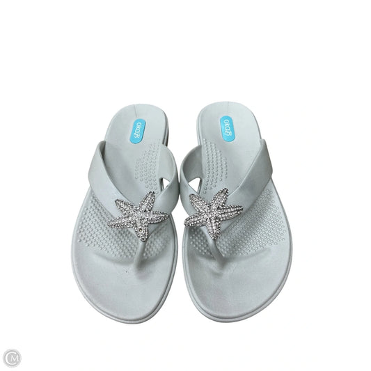 Sandals Flip Flops By Cmc In White, Size: 9