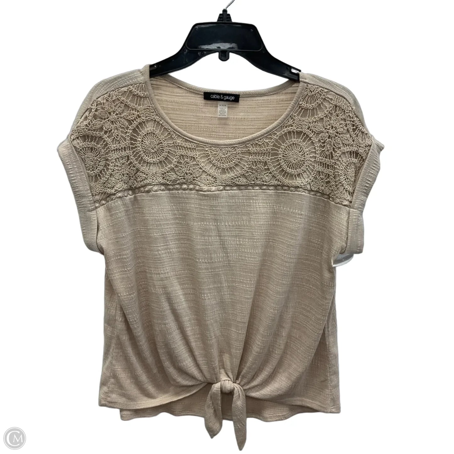 Top Short Sleeve By Cable And Gauge In Beige, Size: M