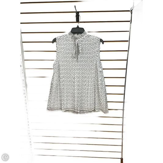 Top Sleeveless By Max Studio In Polkadot Pattern, Size: L
