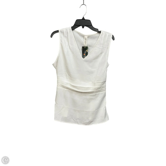 Top Sleeveless By Clothes Mentor In White, Size: M