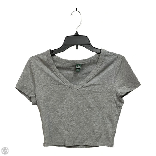 Top Short Sleeve Basic By Wild Fable In Grey, Size: M