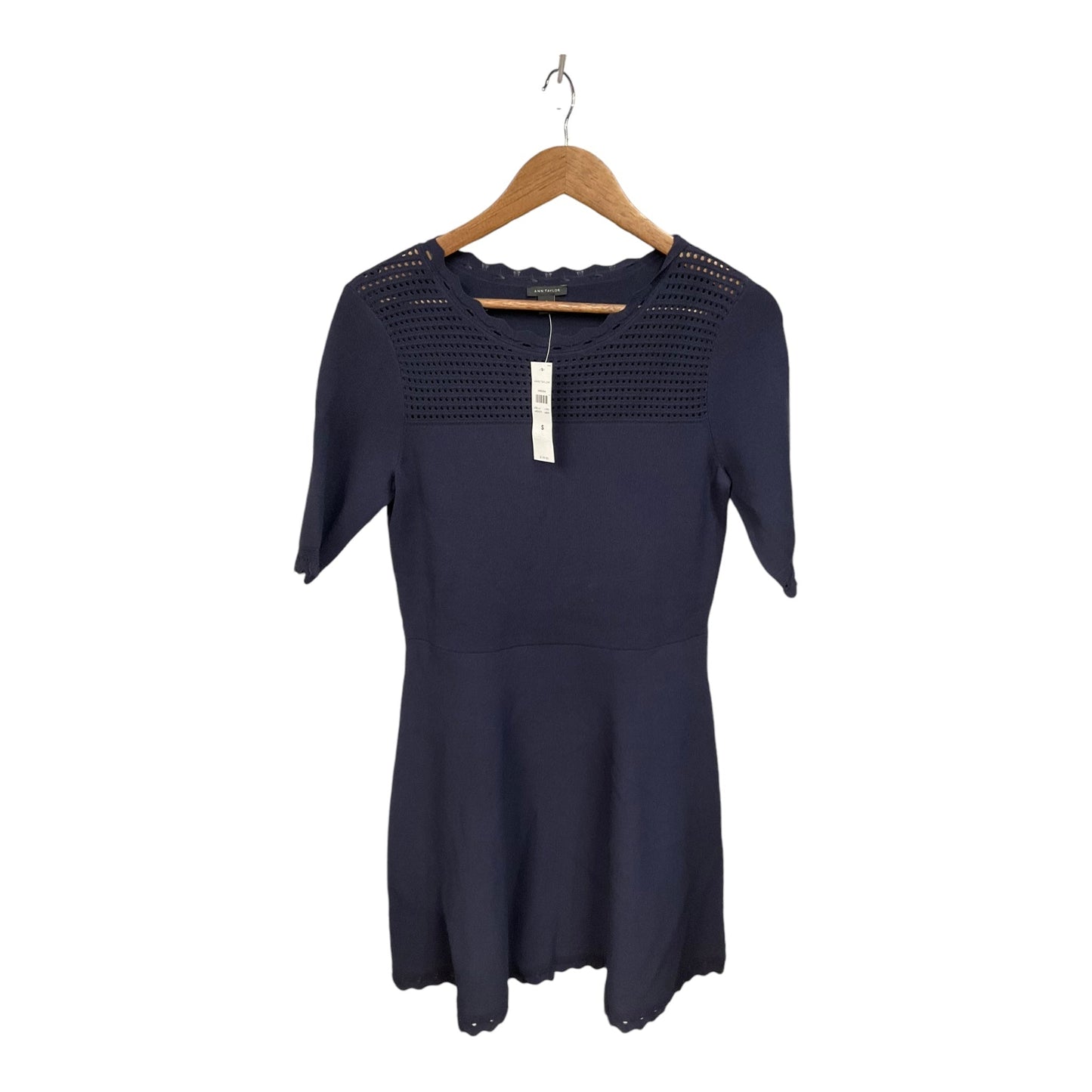 Dress Casual Short By Ann Taylor In Navy, Size: S