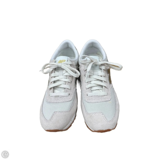 Shoes Athletic By New Balance In White, Size: 6