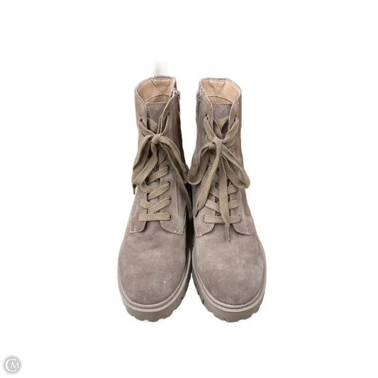 Boots Hiking By Crown Vintage In Tan, Size: 9