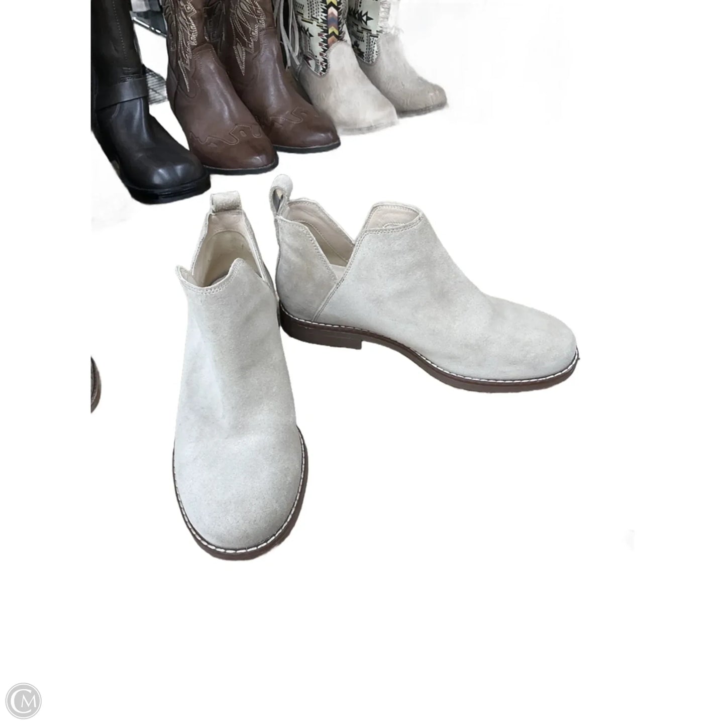 Boots Ankle Flats By Hush Puppies In Beige, Size: 9