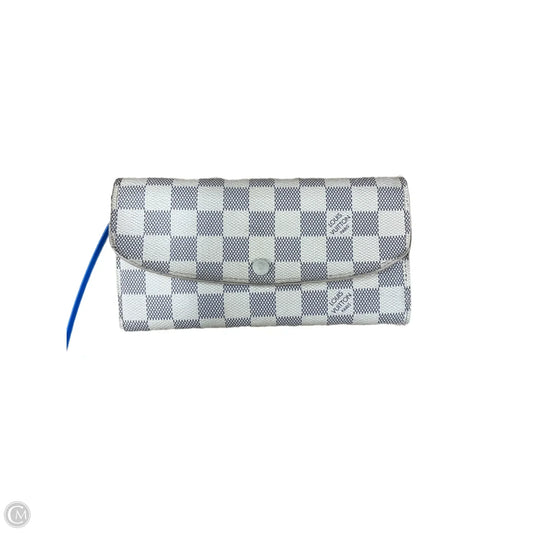 Wallet Luxury Designer By Louis Vuitton, Size: Medium