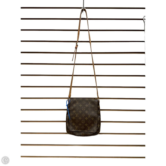 Crossbody Luxury Designer By Louis Vuitton, Size: Medium