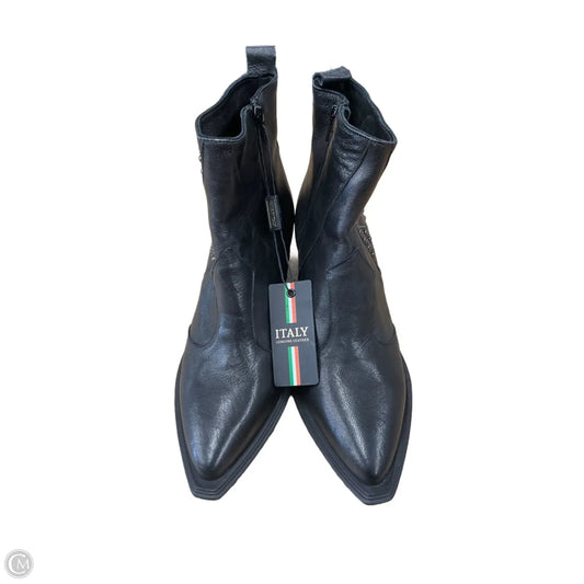 Boots Ankle Heels By Clothes Mentor In Black, Size: 10