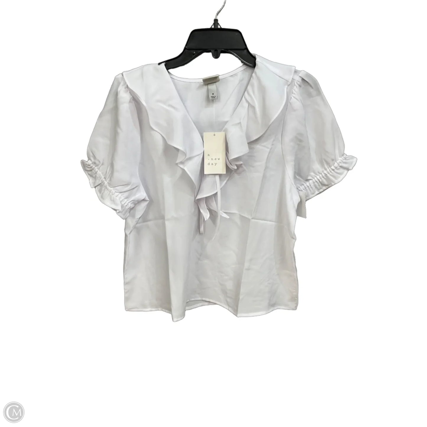 Top Short Sleeve By A New Day In White, Size: M